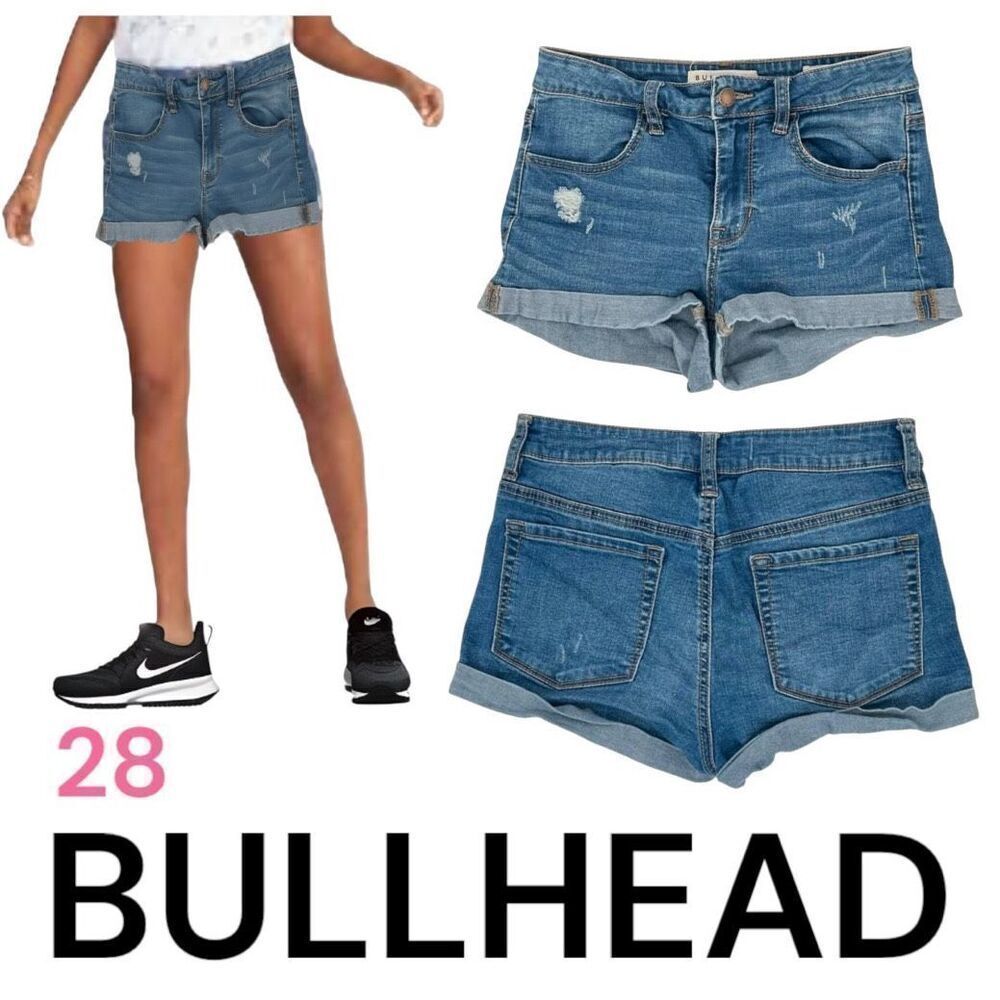Women’s SIZE 28 BULLHEAD SUPER STRETCH SHORTY Jean Shorts Blue